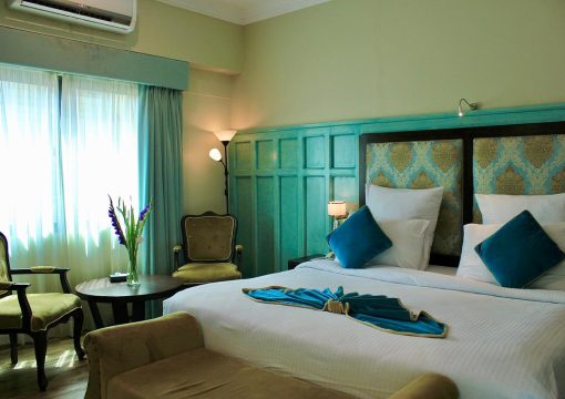 Deluxe King Suite
